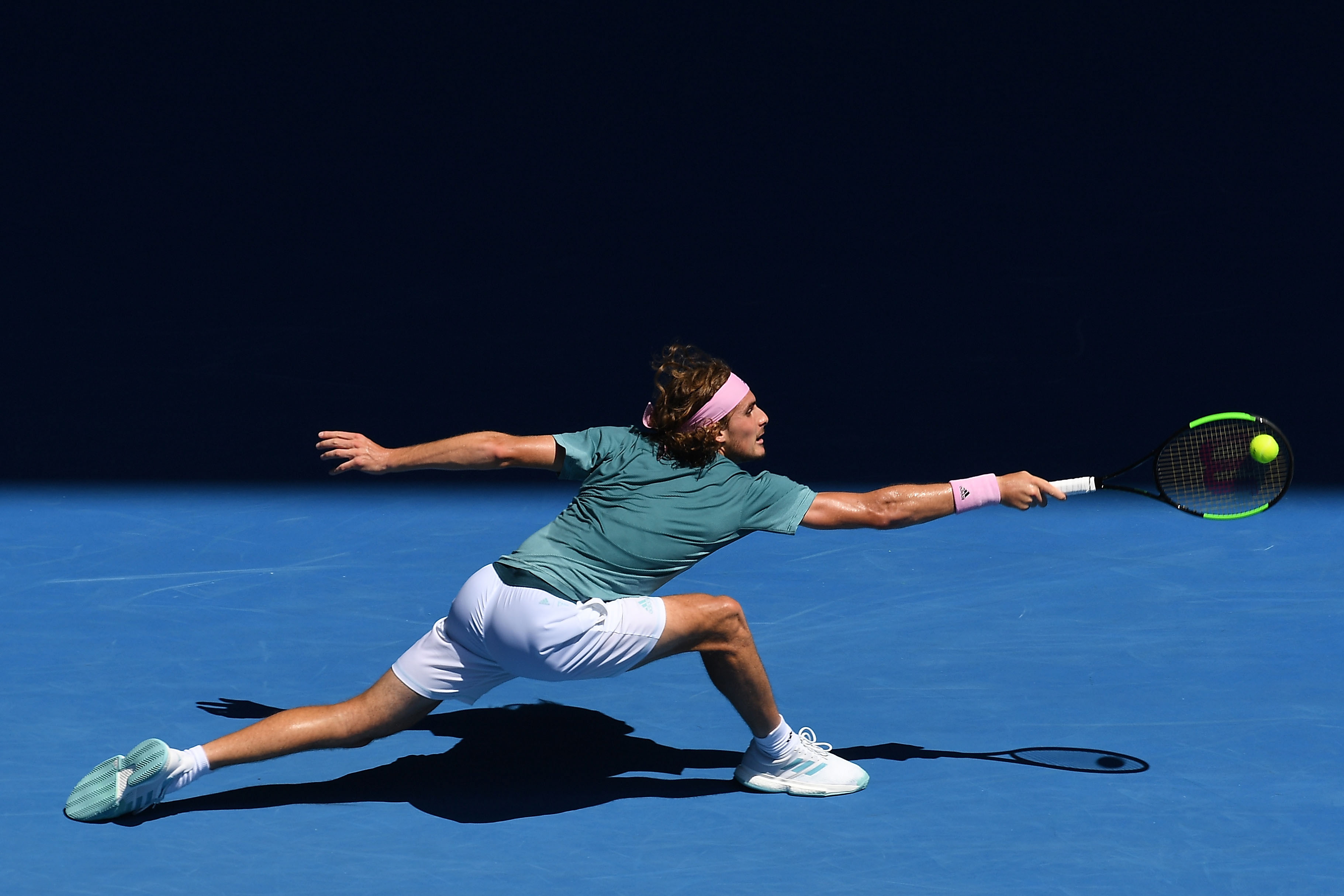 包含德国网球队横扫澳大利亚网球队,西西帕斯打破历史纪录的词条 包含德国网球队横扫澳大利亚网球队,西西帕斯打破历史纪录的词条