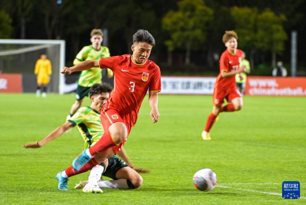 包含国际足球比赛中一支球队实现大逆转的词条