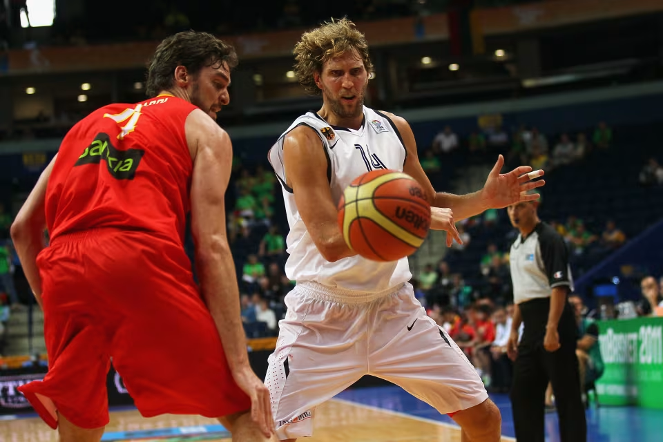 欧洲篮球冠军联赛迎来激烈比赛的简单介绍