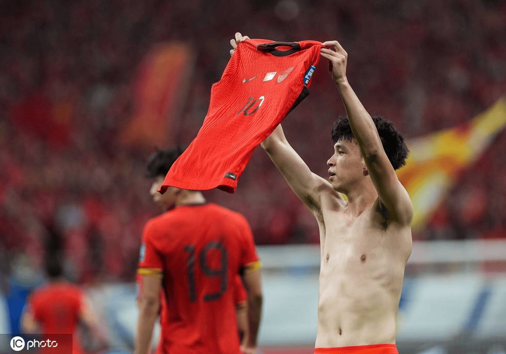 伤停补时阶段进球，实力悬殊获胜欢呼雀跃的简单介绍