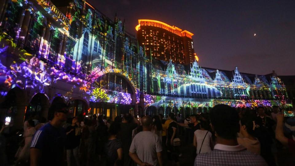 关于青岛红树林客场2-0拿下洪泽湖月牙的信息