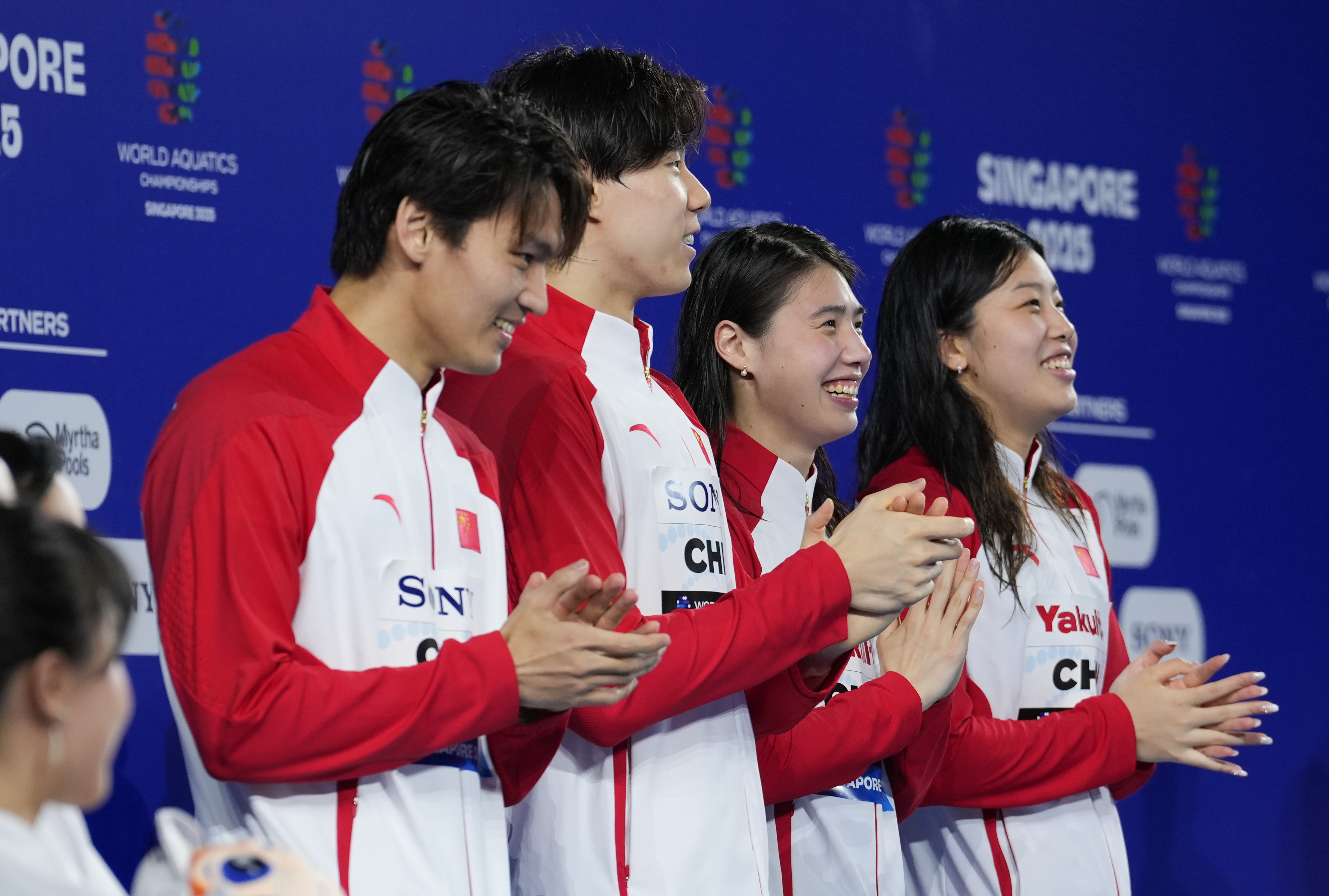 游泳混合4x100米自由泳接力:意大利队夺冠 游泳混合4x100米自由泳接力:意大利队夺冠