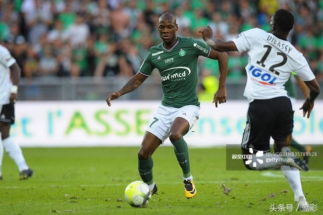 包含圣埃蒂安队主场不败，保持稳健表现的词条