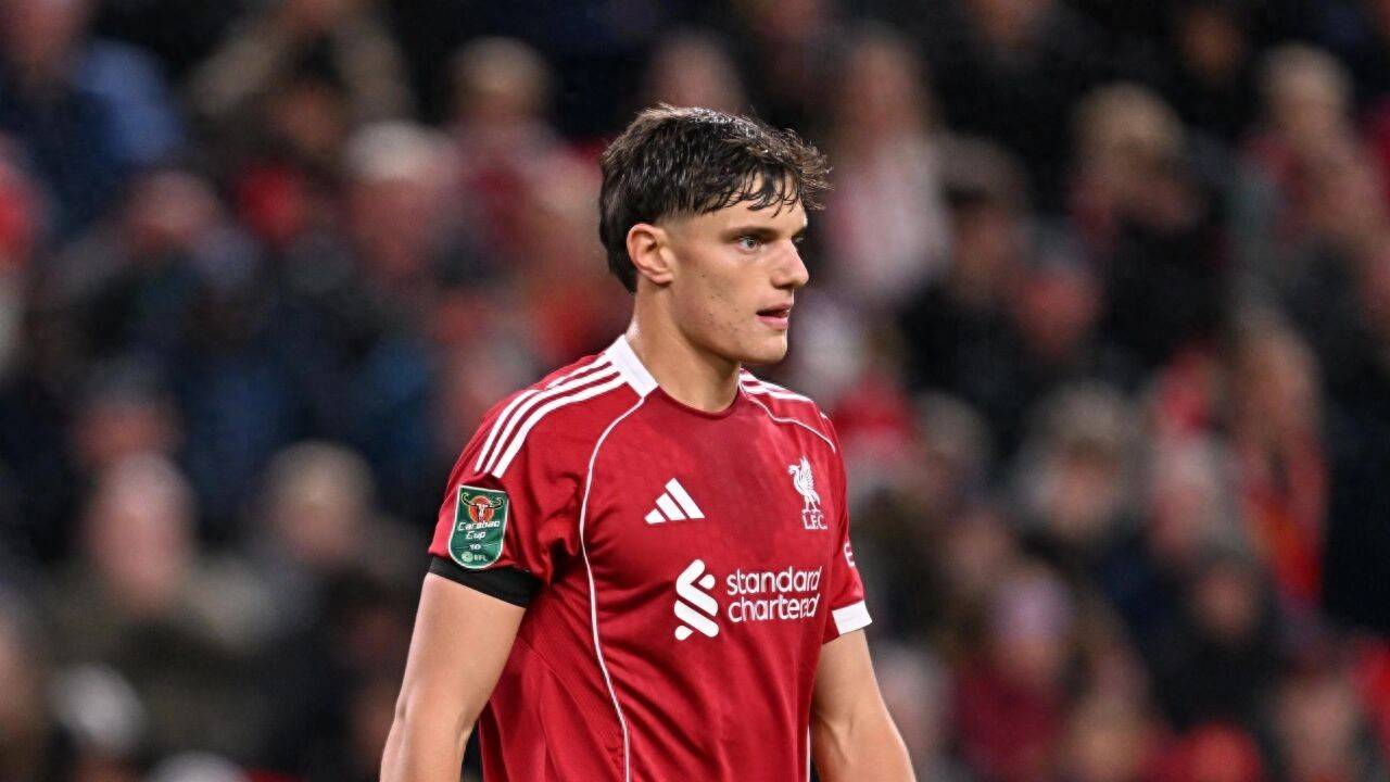 关于利物浦苦战不敌,防线再遭重创的信息 关于利物浦苦战不敌,防线再遭重创的信息