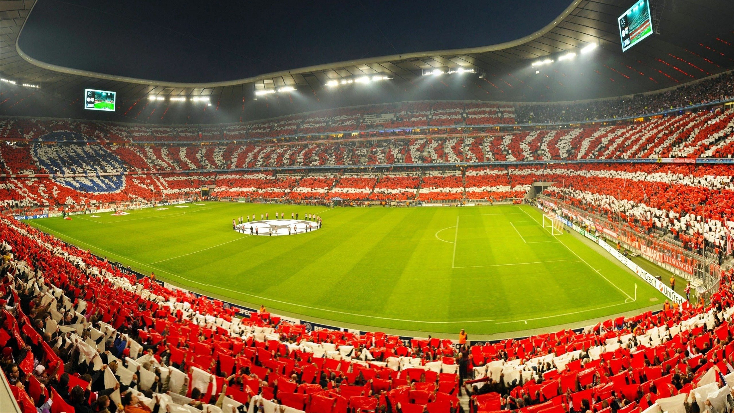 福登爆发破局,西班牙式连续得分压制曼联战术体系