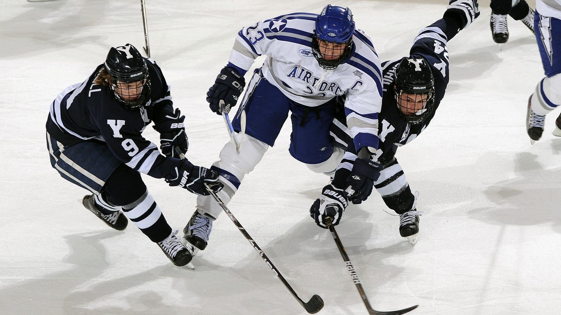 赛道上的交响指挥家，范弗利特如何以节奏掌控F1年度争冠之夜