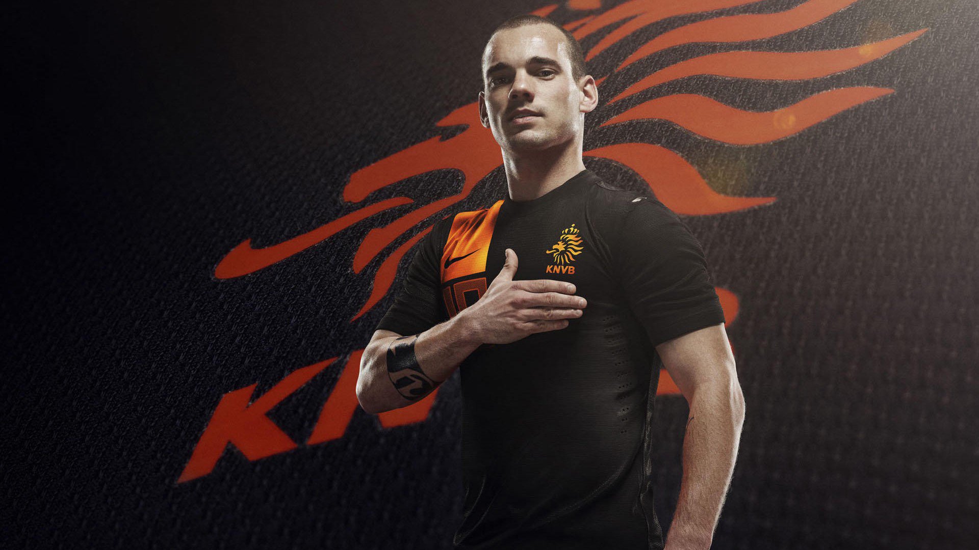 孤胆英雄与银色战斧，汉密尔顿扛起全队，阿斯顿马丁如何碾压红牛二队